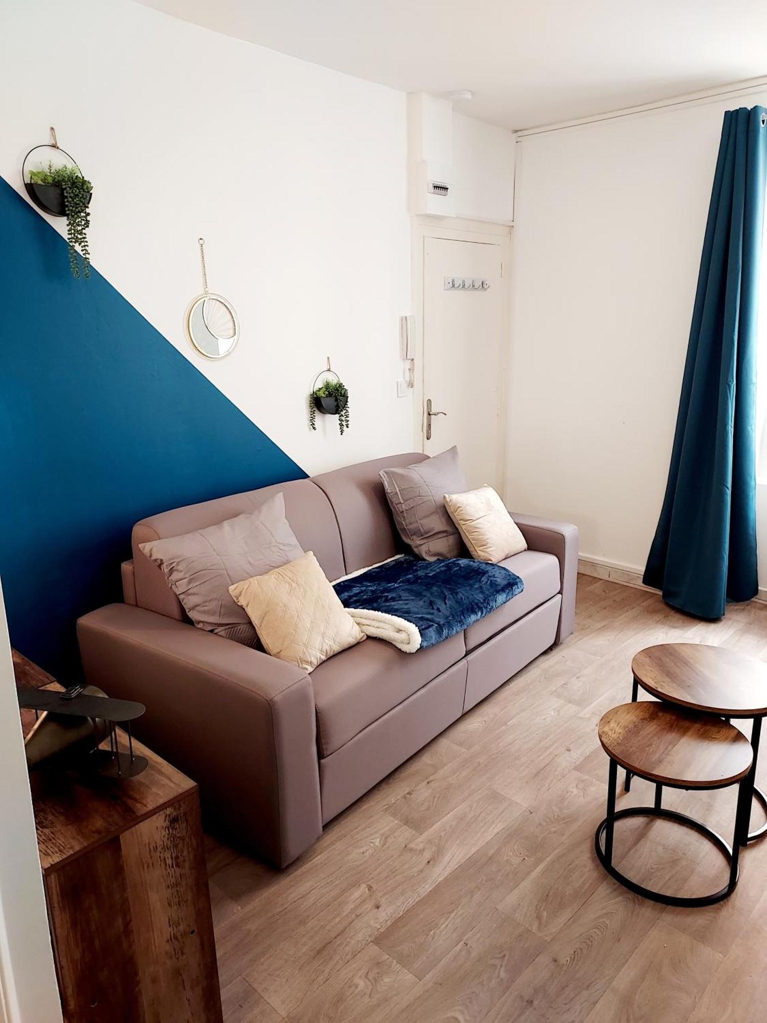 Studio B Aux Pieds Des Thermes Neris-les-Bains Luaran gambar